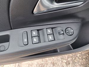 Opel Corsa -e e-Elegance * 3-Phasig* Style Paket Schwarz * e-Elegance