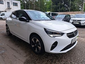 Opel Corsa -e e-Elegance * 3-Phasig* Style Paket Schwarz * e-Elegance