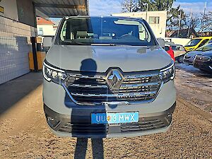 Renault Trafic Passenger Techno Blue dCi 150