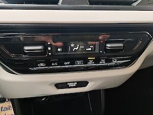 Suzuki Swift 1,2 Hybrid Clear