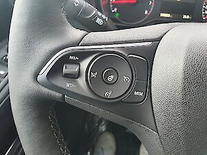 Opel Combo -e Life XL 50 kWh Elegance Plus