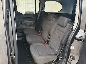 Opel Combo -e Life XL 50 kWh Elegance Plus