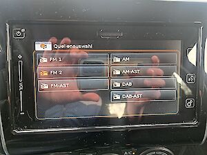 Suzuki Swift 1,2 Hybrid DualJet Shine CVT