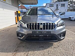 Suzuki SX4 S-Cross 1,4 GL+ DITC Hybrid ALLGRIP flash