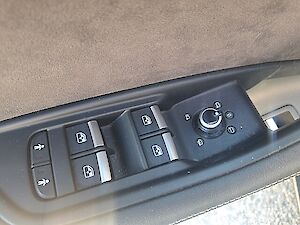 Audi A4 Avant 2,0 TDI quattro Sport S-tronic* Edition One * 3x S-Line* Black Edition *