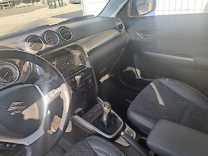 Suzuki Vitara 1,0 DITC ALLGRIP flash
