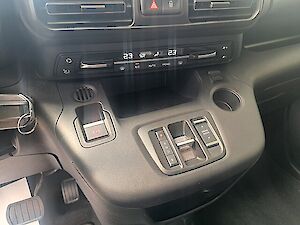 Opel Combo -e Life XL 50 kWh Elegance Plus