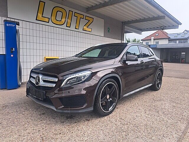 Mercedes-Benz GLA-Klasse GLA 220 CDI 4MATIC Aut. *Vollausstattung*